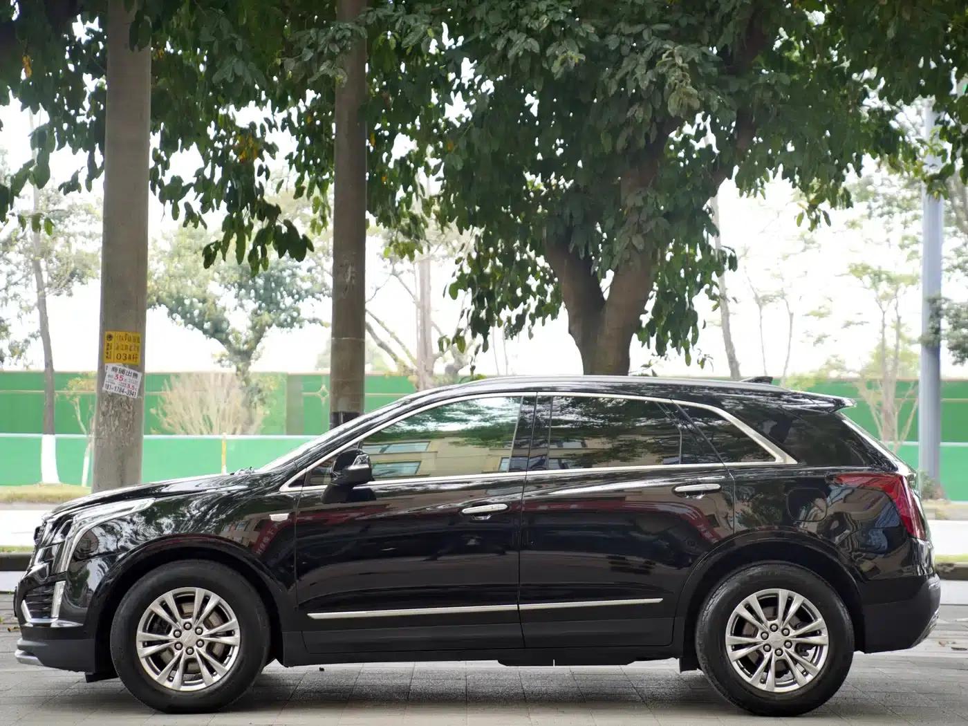 Cadillac XT5 2021 2.0T 2WD Luxury — миниатюра 4