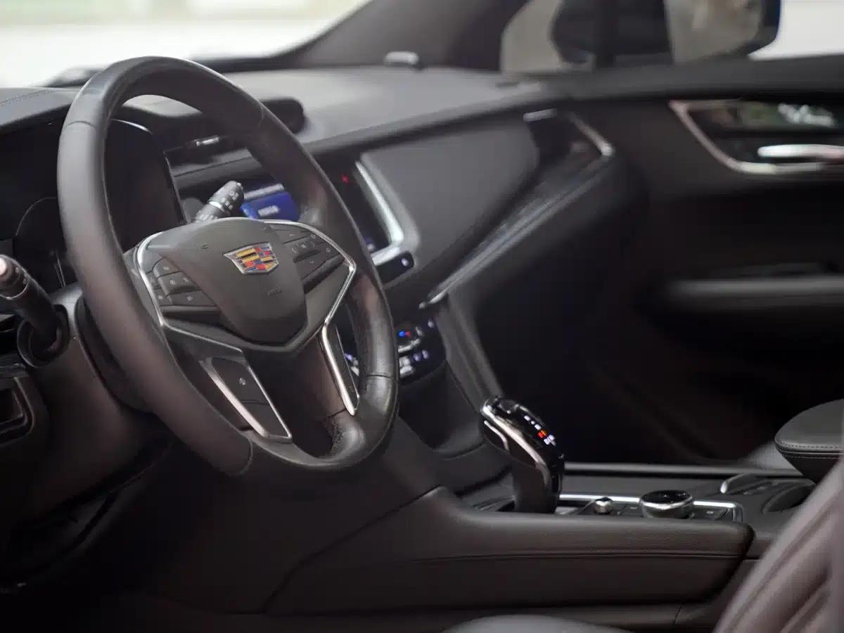 Cadillac XT5 2021 2.0T 2WD Luxury — миниатюра 5