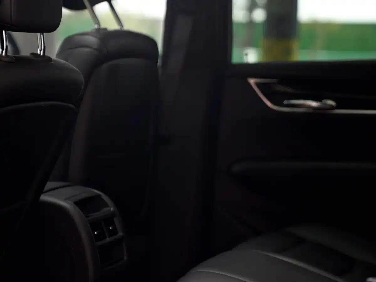 Cadillac XT5 2021 2.0T 2WD Luxury — миниатюра 8