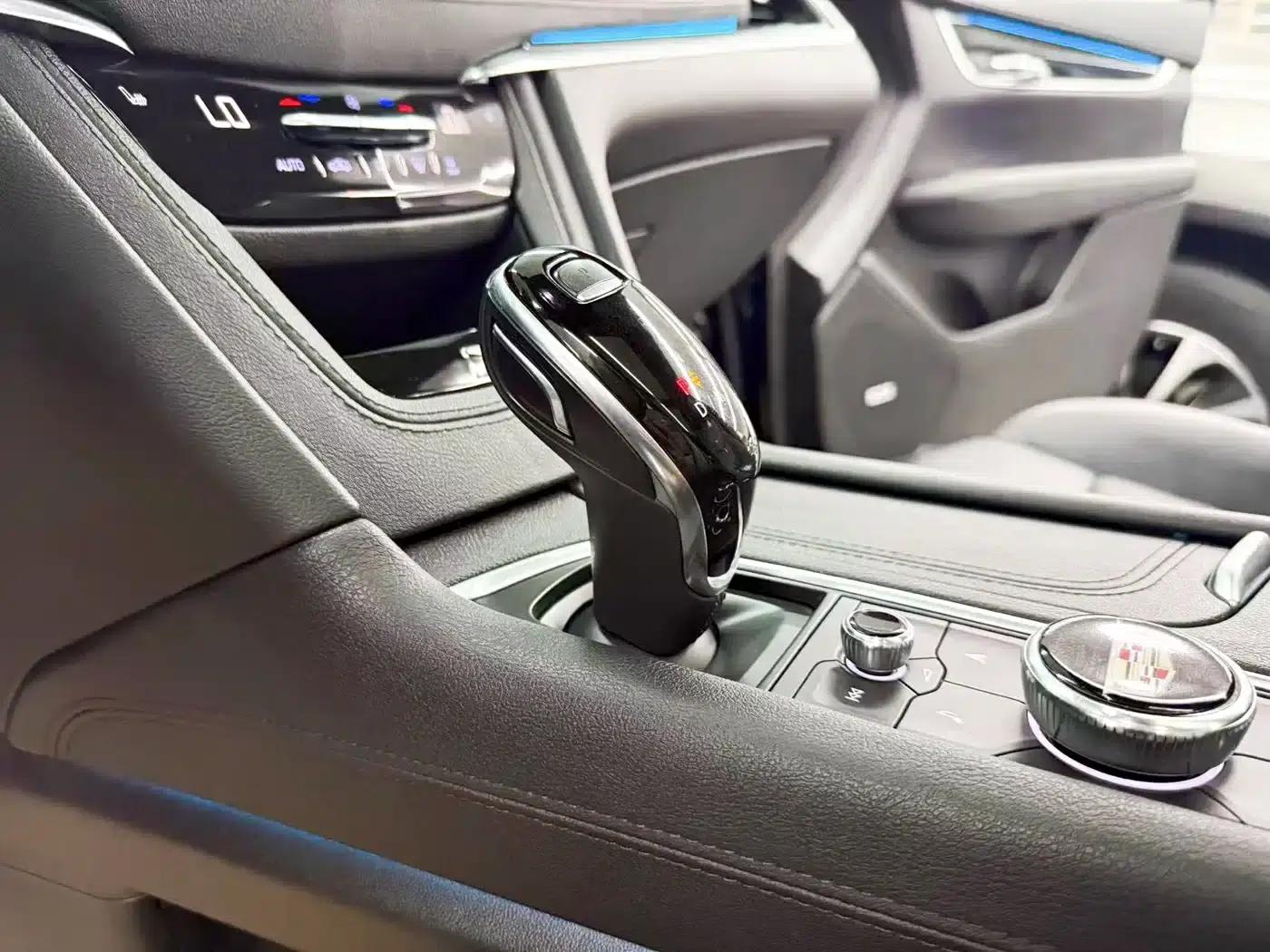 Cadillac XT5 2020 Facelift 28T Luxury — миниатюра 15