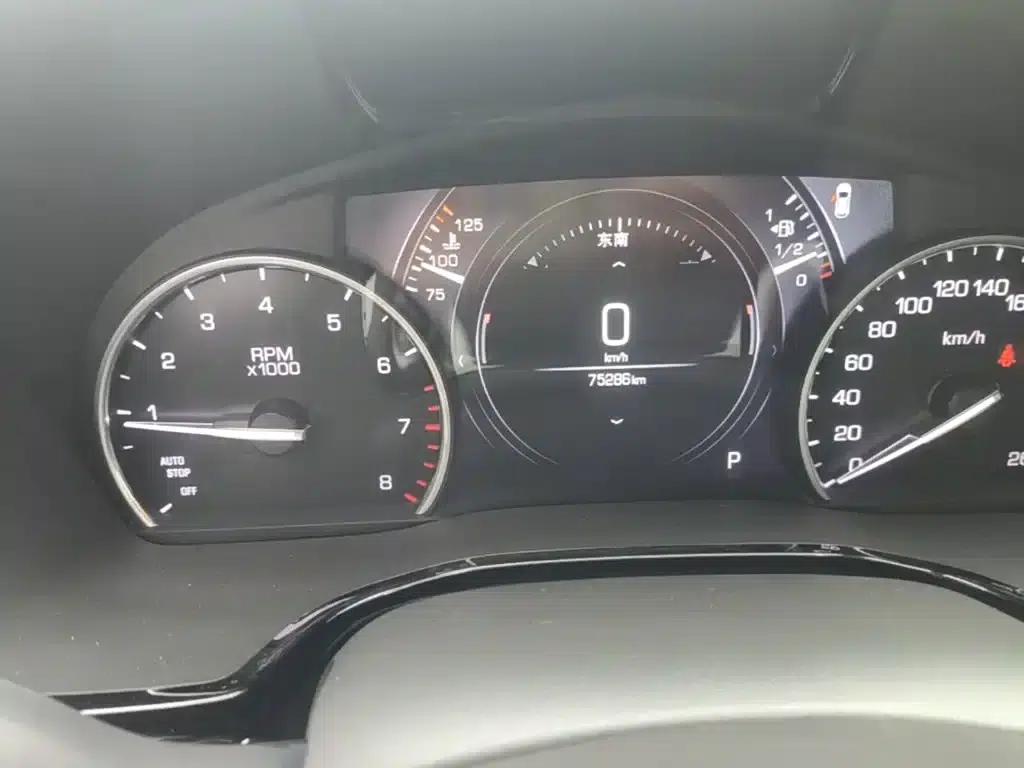 Cadillac XT5 2018 28T AWD Luxury — миниатюра 12