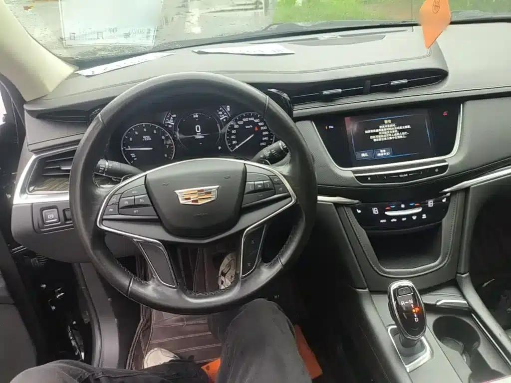 Cadillac XT5 2018 28T AWD Luxury — миниатюра 10