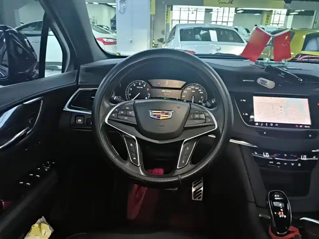 Cadillac XT5 2024 2.0T 2WD Fashion Edition — миниатюра 11