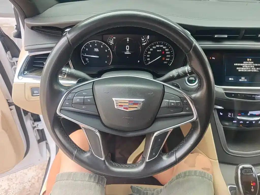 Cadillac XT5 2018 25T Luxury — миниатюра 11