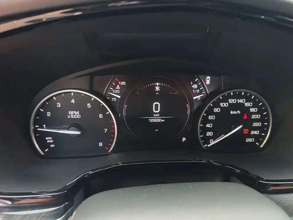Cadillac XT5 2018 25T Luxury — миниатюра 12