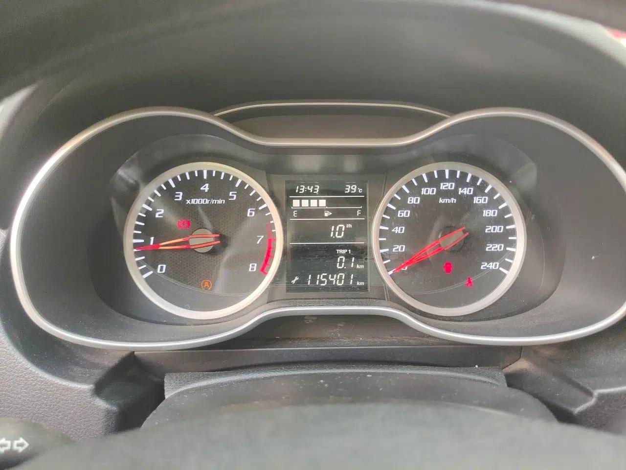 Bestune X40 2017 1.6L Manual Luxury Edition — миниатюра 11