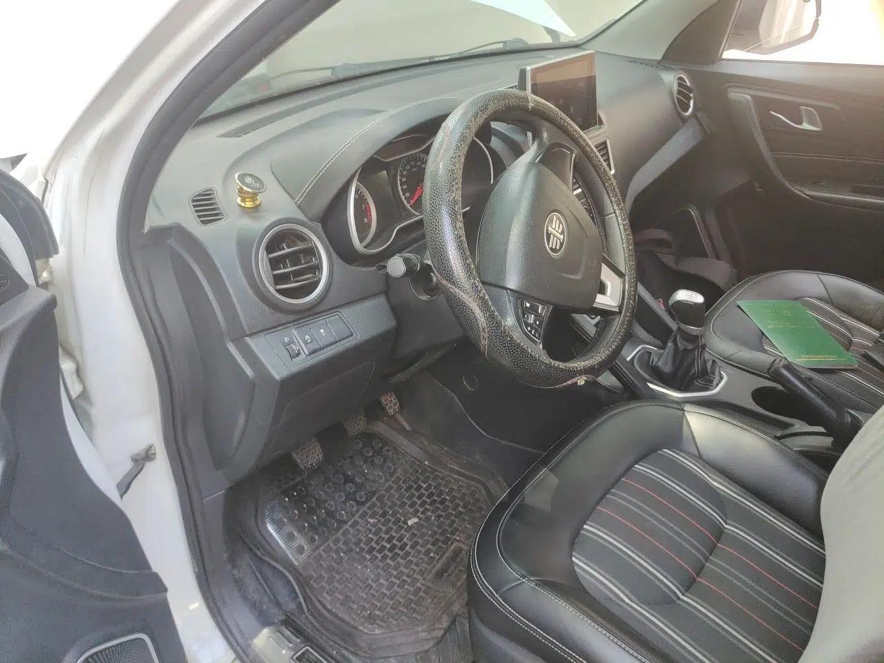 Bestune X40 2017 1.6L Manual Luxury Edition — миниатюра 16