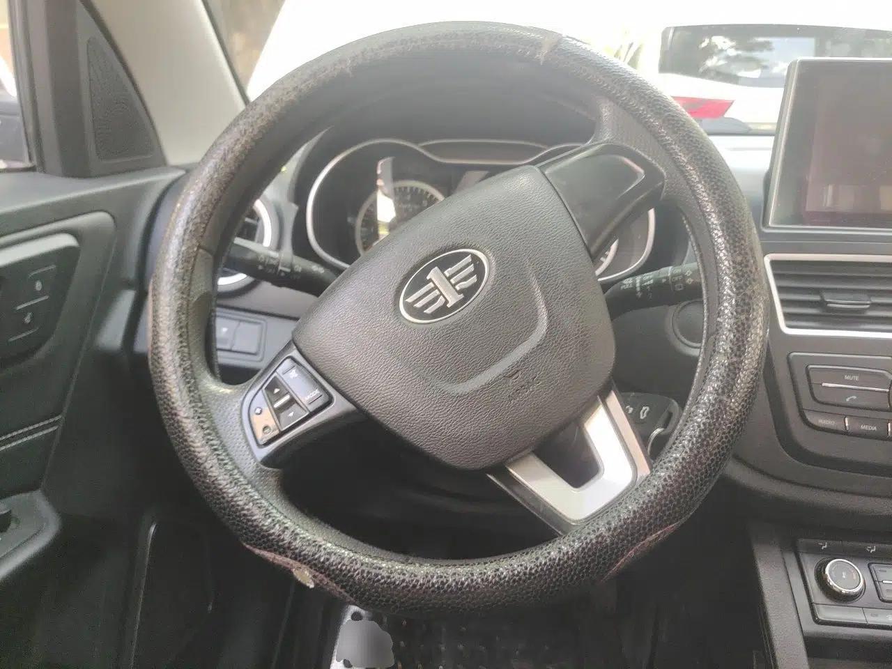 Bestune X40 2017 1.6L Manual Luxury Edition — миниатюра 10