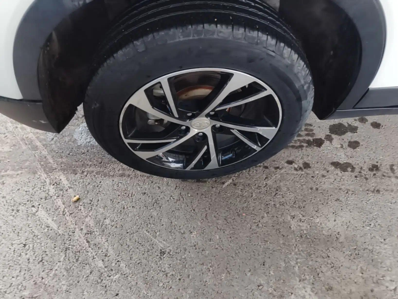Bestune X40 2019 1.6L Automatic Luxury Version China V Emission Standard — миниатюра 11