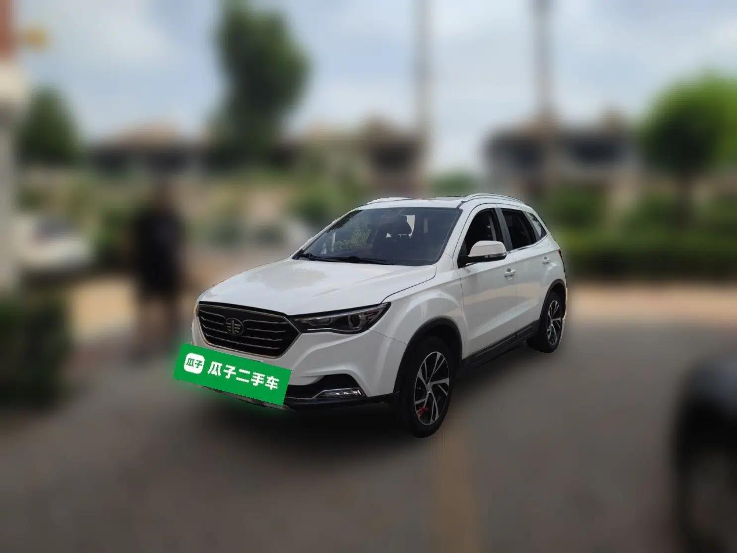 Bestune X40 2019 1.6L Automatic Luxury Edition China VI — миниатюра 1