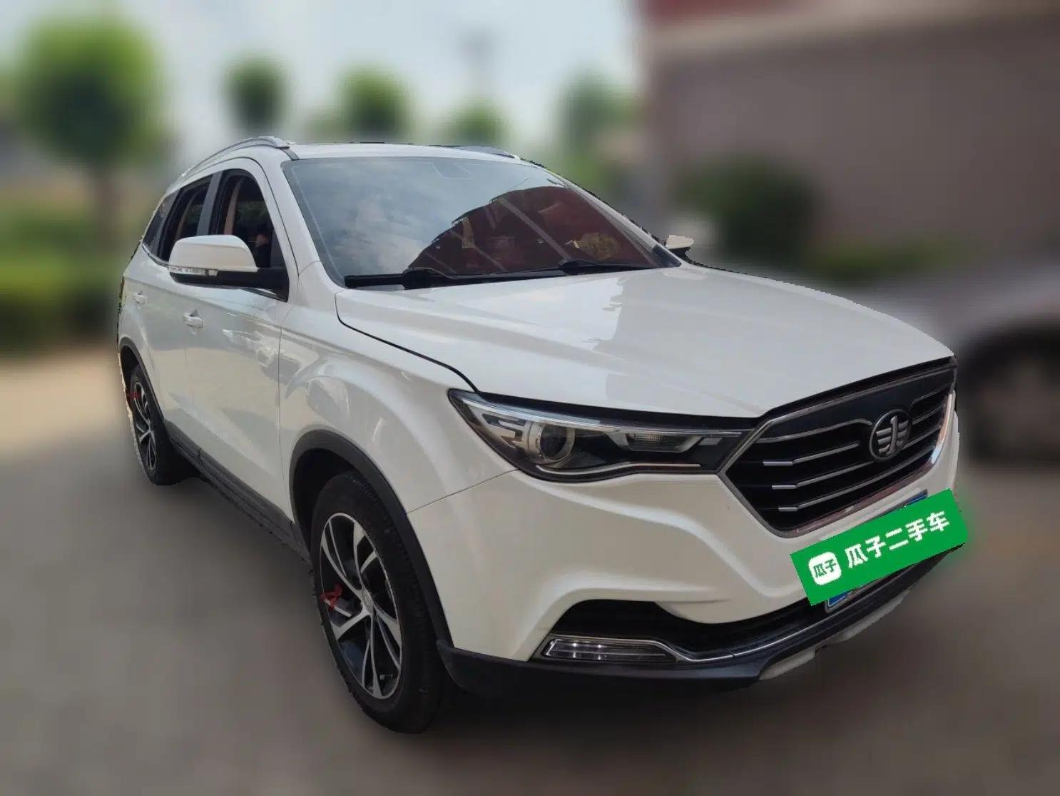 Bestune X40 2019 1.6L Automatic Luxury Edition China VI — миниатюра 3