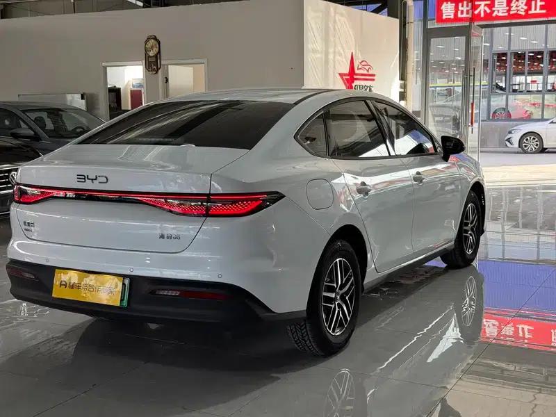 Seal 05DM 2026 DM-i 210KM Premium Edition — миниатюра 6