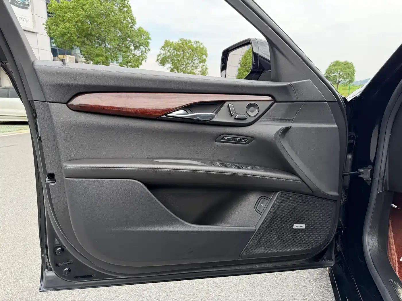 Cadillac CT6 2022 28T Fashion Edition — миниатюра 5