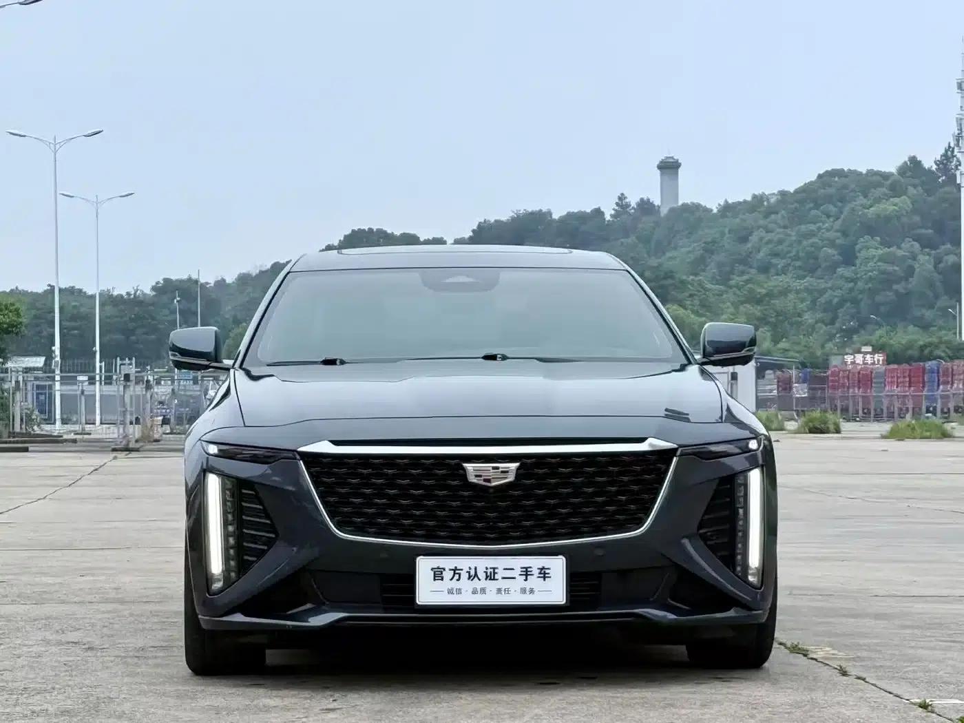 2023 Cadillac CT6 28T Premium — миниатюра 2