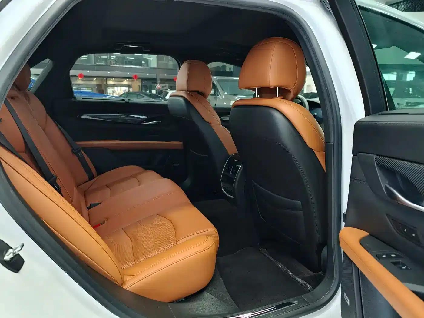 2017 Cadillac CT6 28T Premium — миниатюра 14