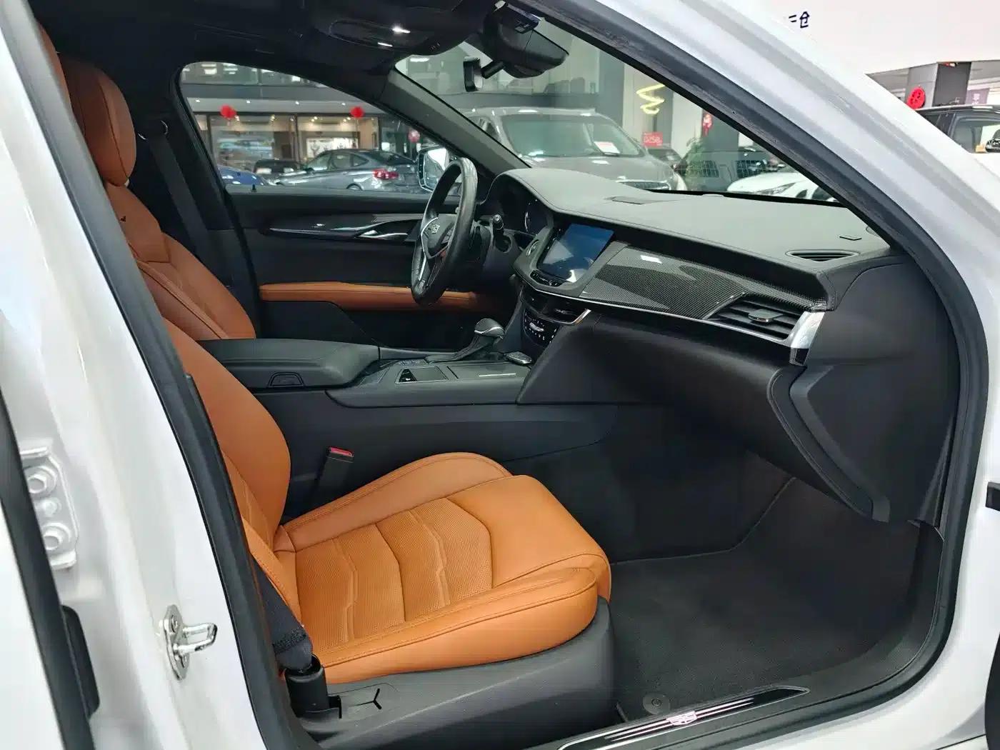 2017 Cadillac CT6 28T Premium — миниатюра 16
