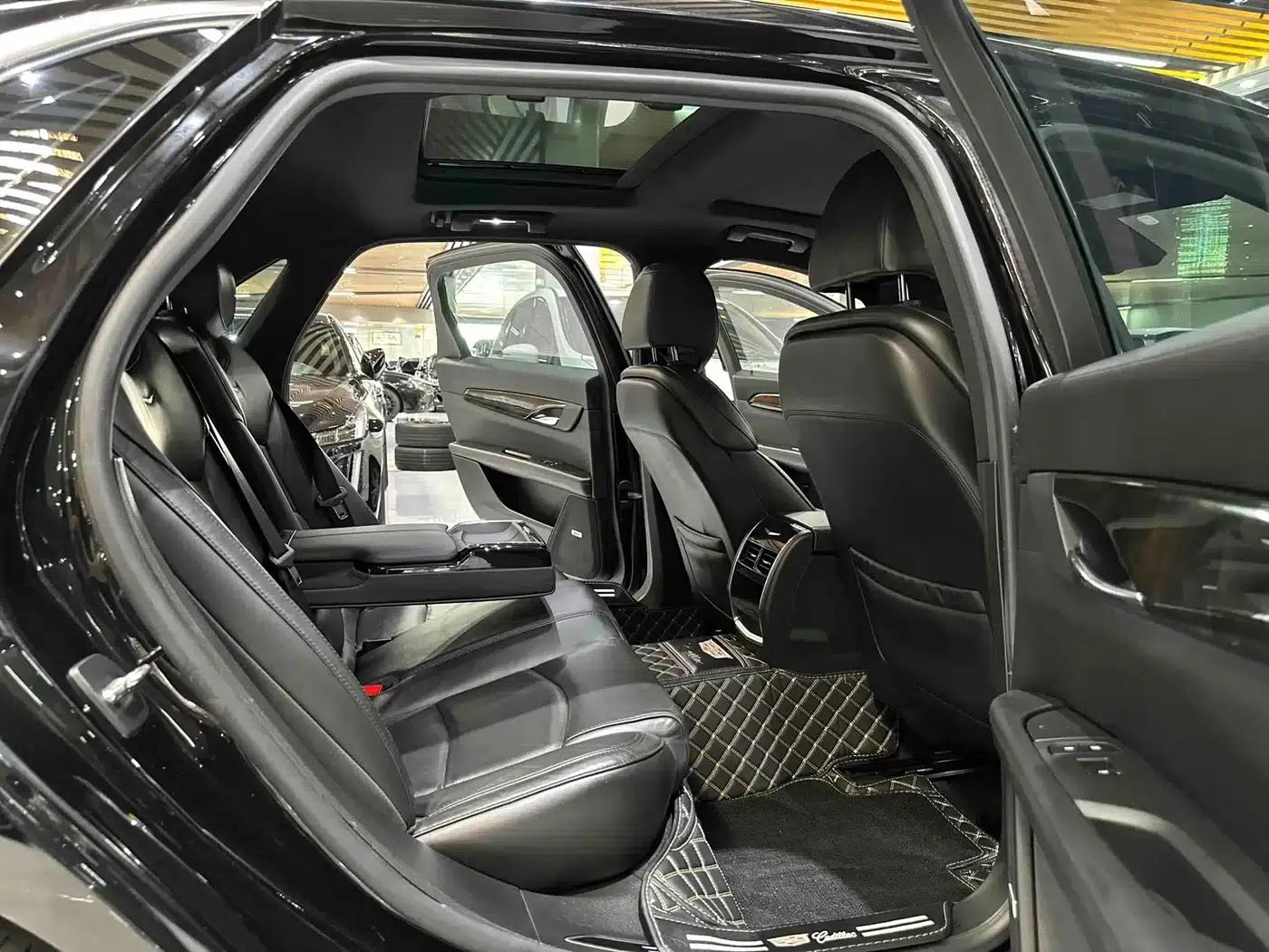 2021 Cadillac CT6 28T Luxury — миниатюра 11