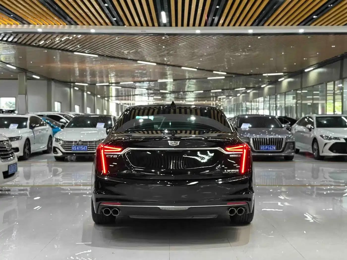 2021 Cadillac CT6 28T Luxury — миниатюра 5