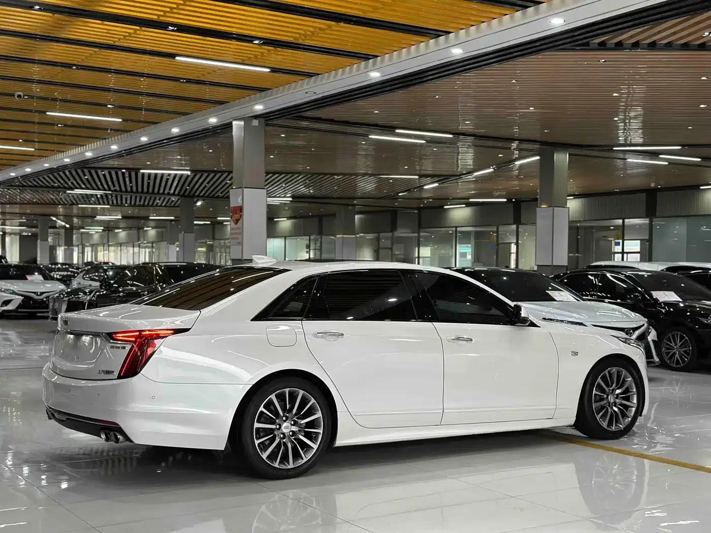 Cadillac CT6 2019 28T Premium Sport — миниатюра 4