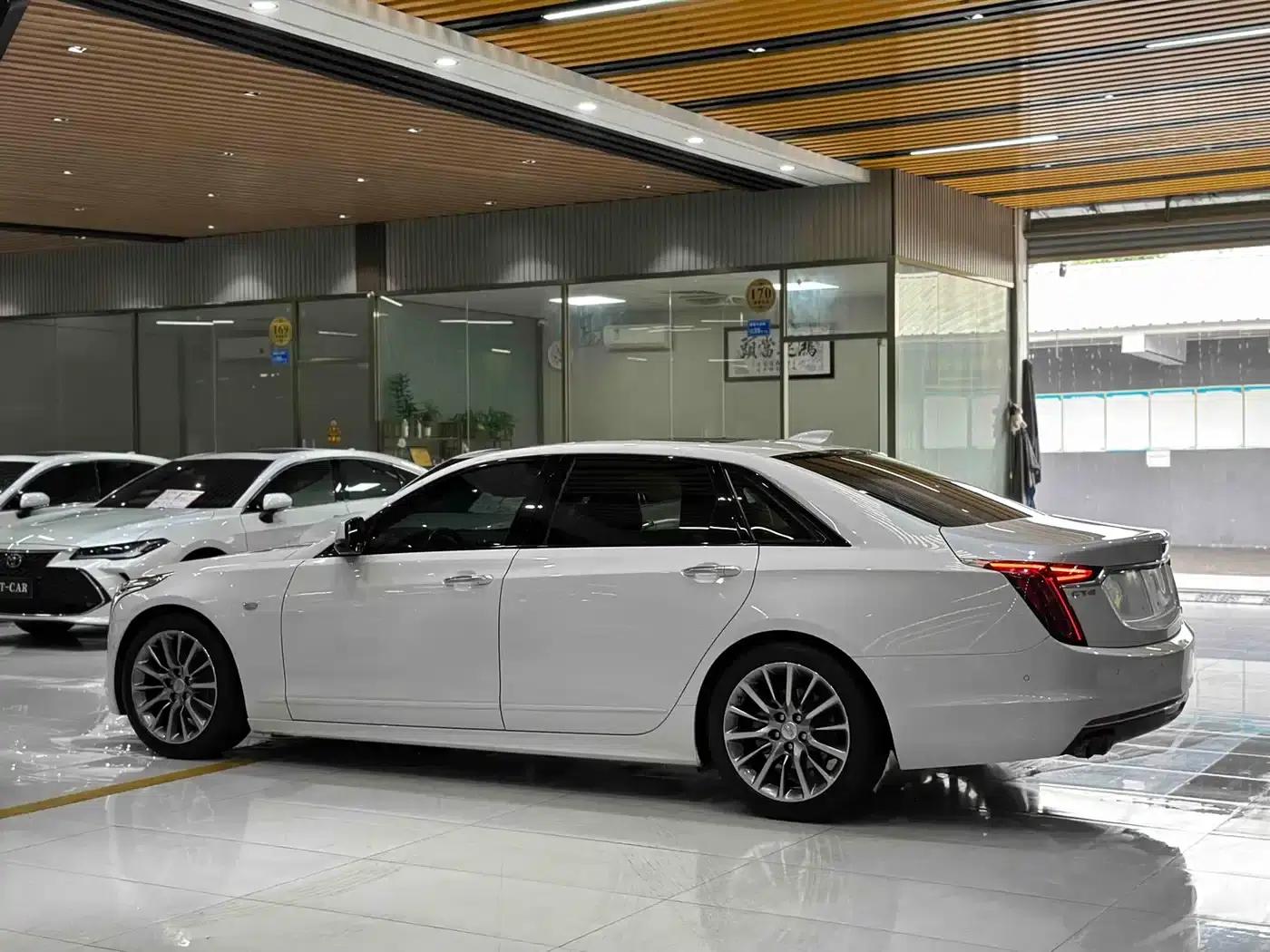 Cadillac CT6 2019 28T Premium Sport — миниатюра 6