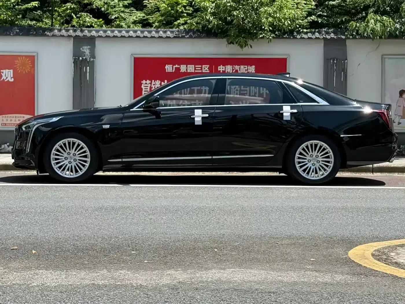 2021 Cadillac CT6 28T Luxury — миниатюра 3