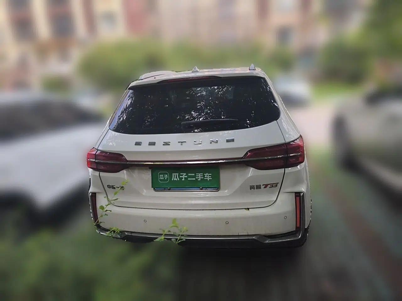 Bestune T33 2019 1.6L Automatic Luxury Edition China VI — миниатюра 5