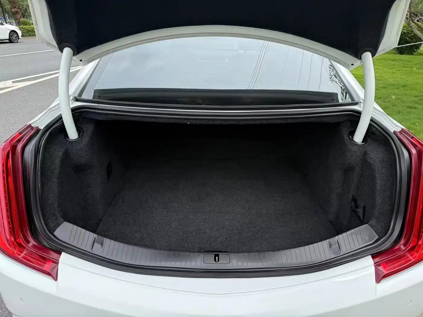 2018 Cadillac XTS 28T Technology Edition — миниатюра 14