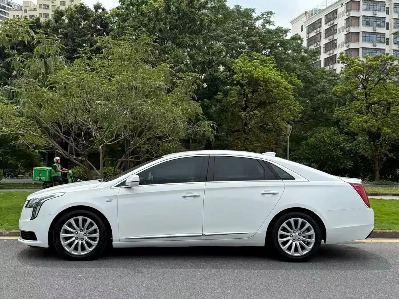 2018 Cadillac XTS 28T Technology Edition — миниатюра 4