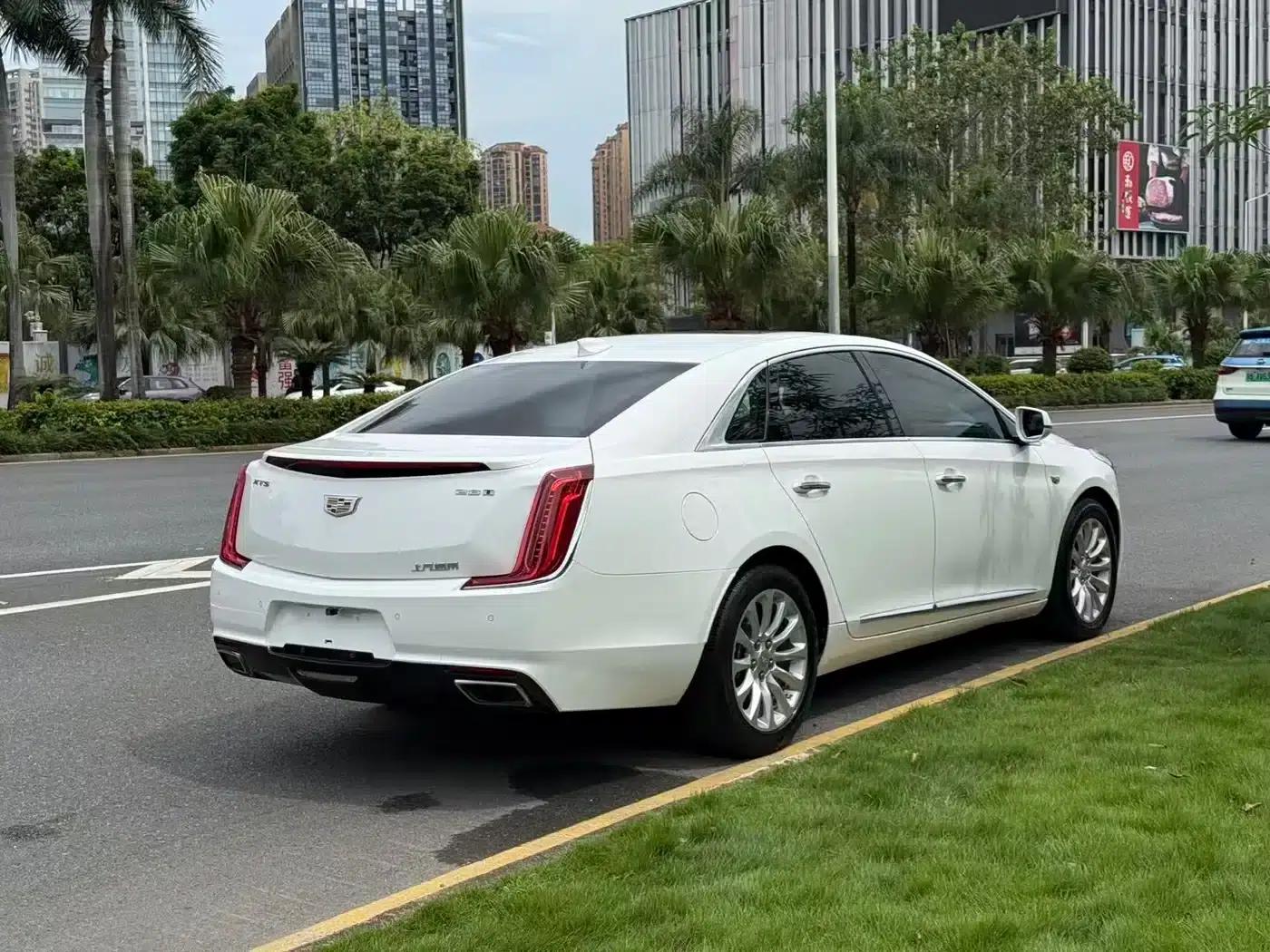 2018 Cadillac XTS 28T Technology Edition — миниатюра 7