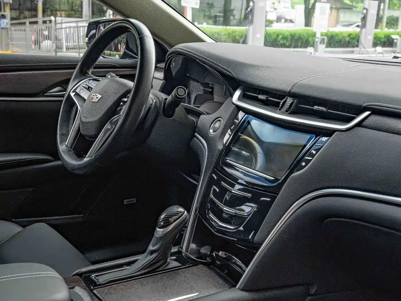 2018 Cadillac XTS 28T Elite — миниатюра 16