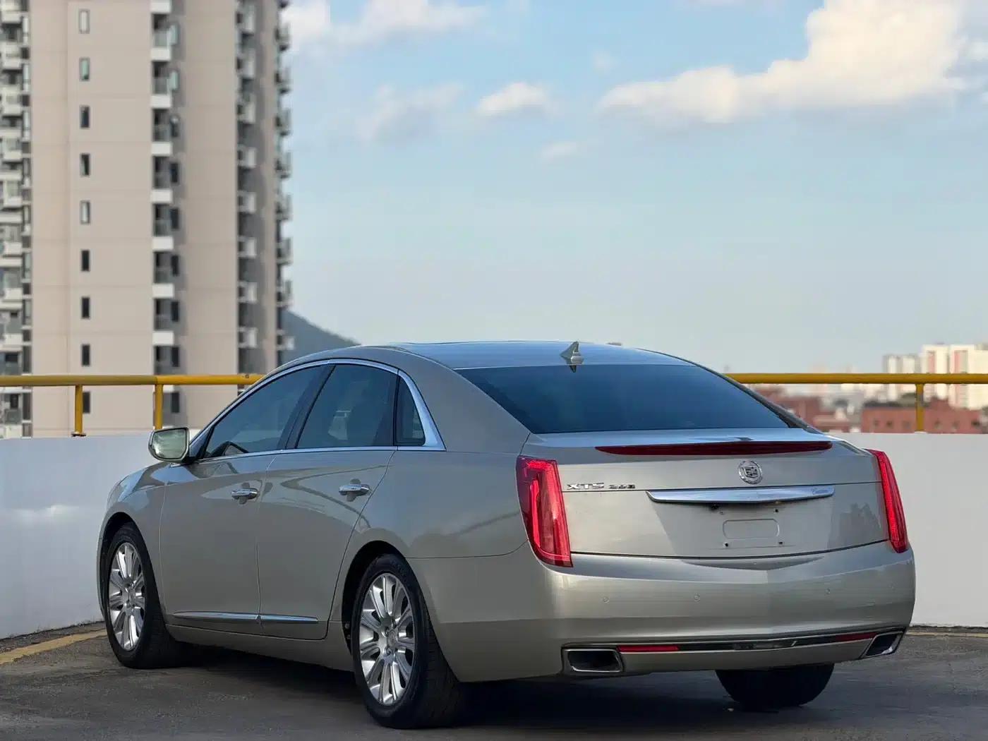 2014 Cadillac XTS 28T Luxury — миниатюра 6