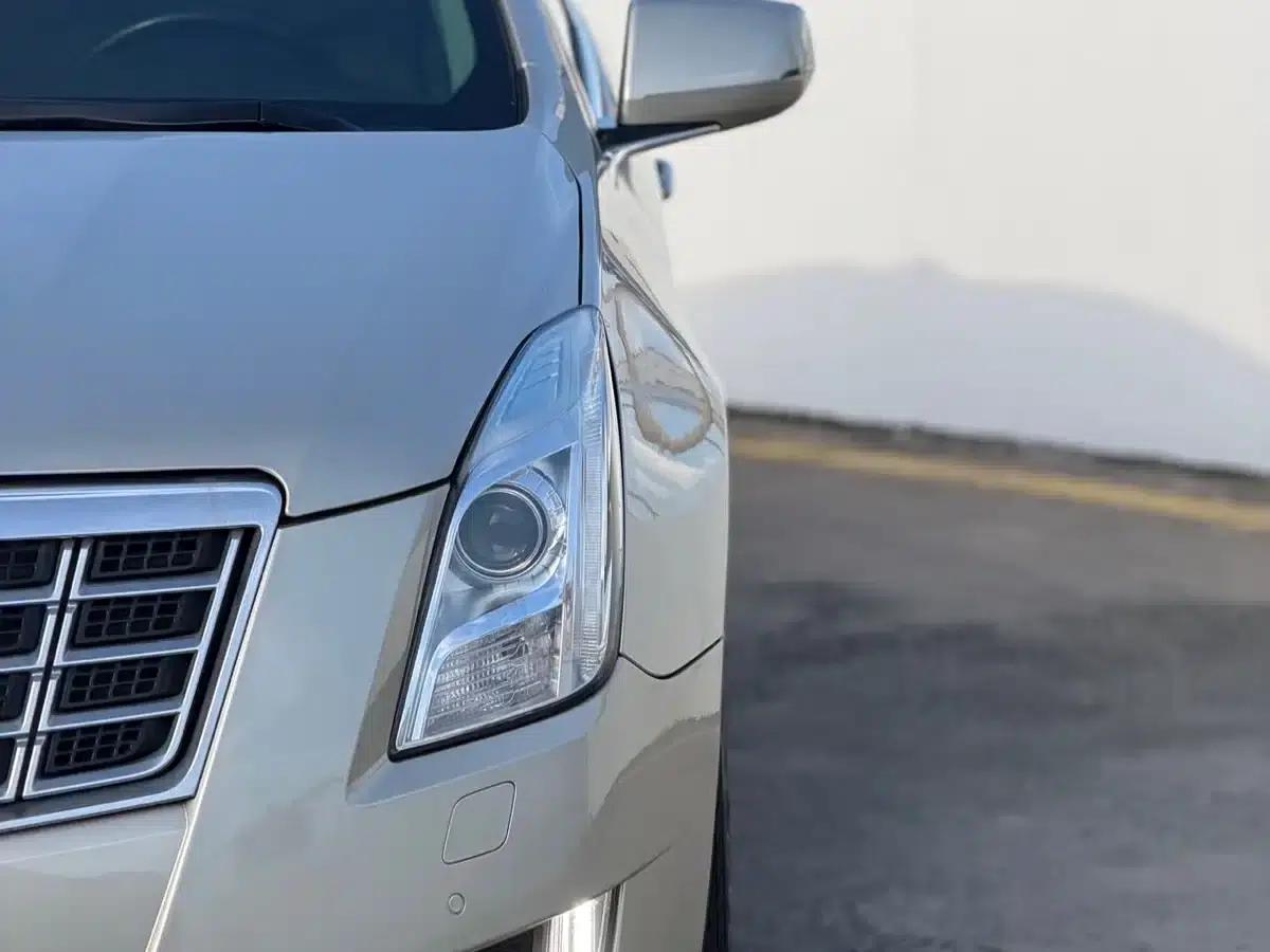 2014 Cadillac XTS 28T Luxury — миниатюра 7