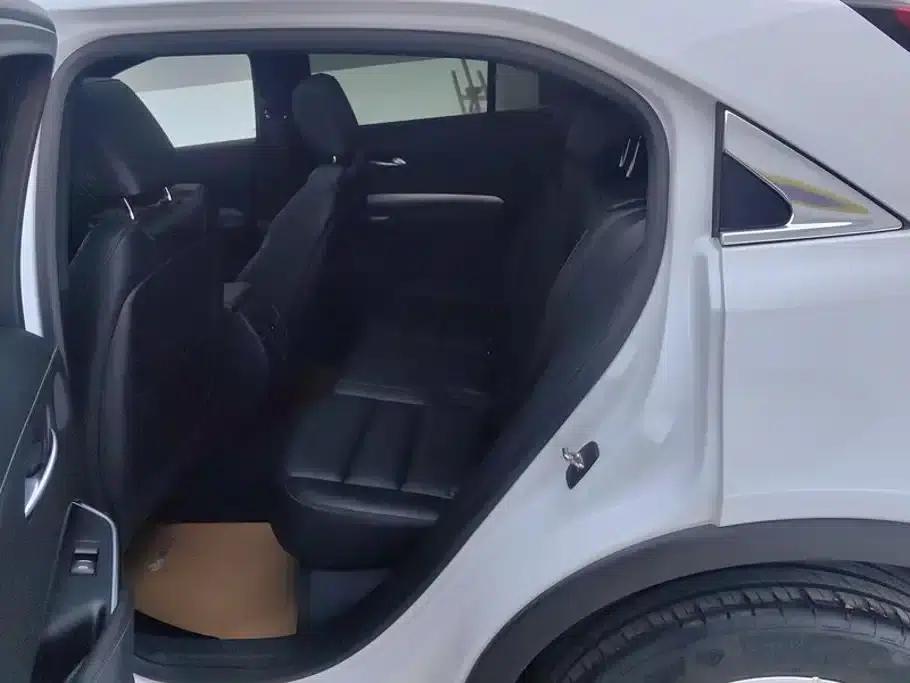 2022 Cadillac XT4 28T Two-Wheel Drive Luxury — миниатюра 11