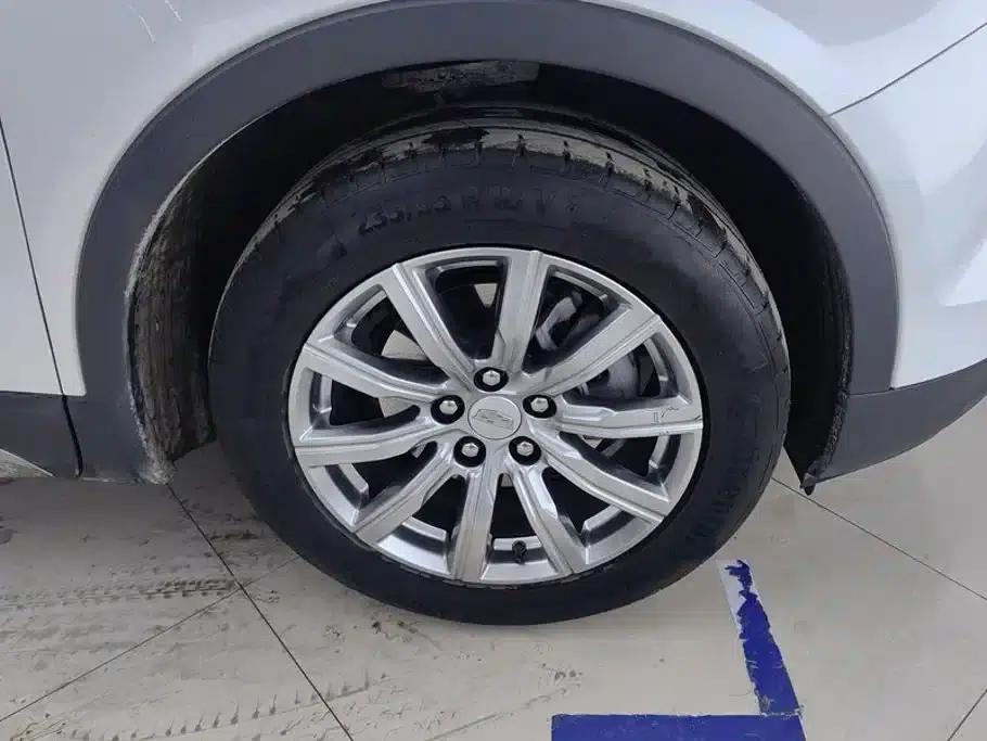 2022 Cadillac XT4 28T Two-Wheel Drive Luxury — миниатюра 6