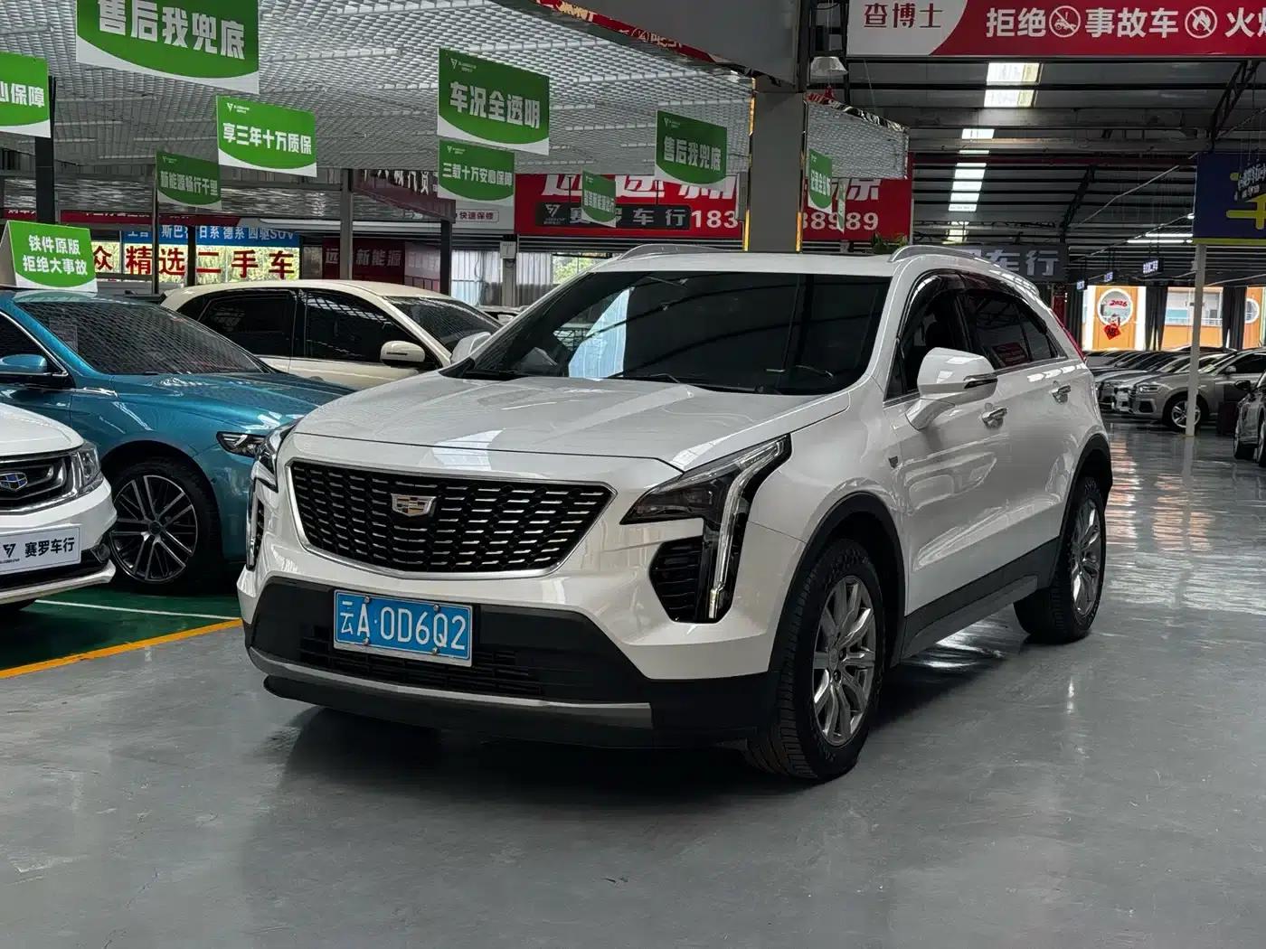 Cadillac XT4 2020 28T Two-Wheel Drive Premium Edition — миниатюра 1