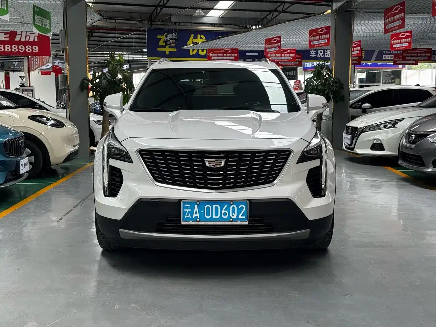 Cadillac XT4 2020 28T Two-Wheel Drive Premium Edition — миниатюра 2