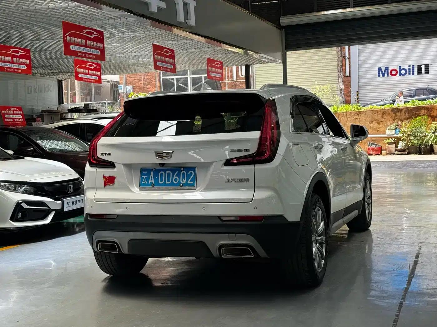 Cadillac XT4 2020 28T Two-Wheel Drive Premium Edition — миниатюра 7