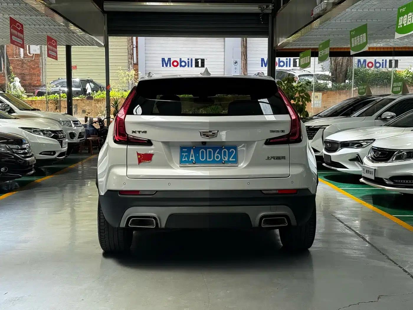 Cadillac XT4 2020 28T Two-Wheel Drive Premium Edition — миниатюра 8