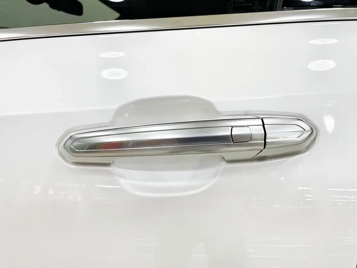 2020 Cadillac XT4 28T Two-Wheel Drive Technical Edition — миниатюра 11