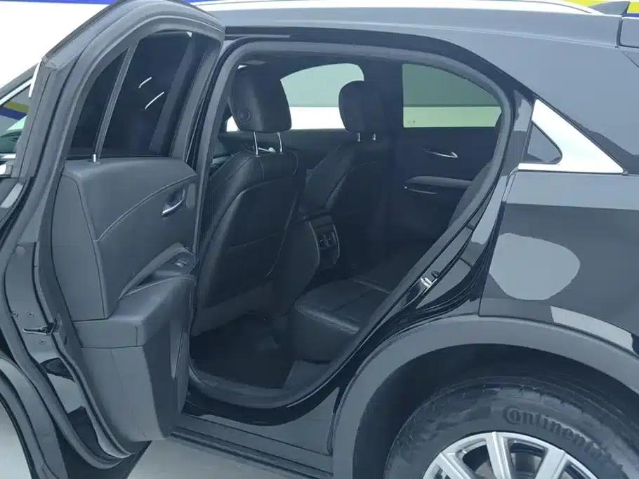 2022 Cadillac XT4 28T Two-Wheel Drive Luxury — миниатюра 11