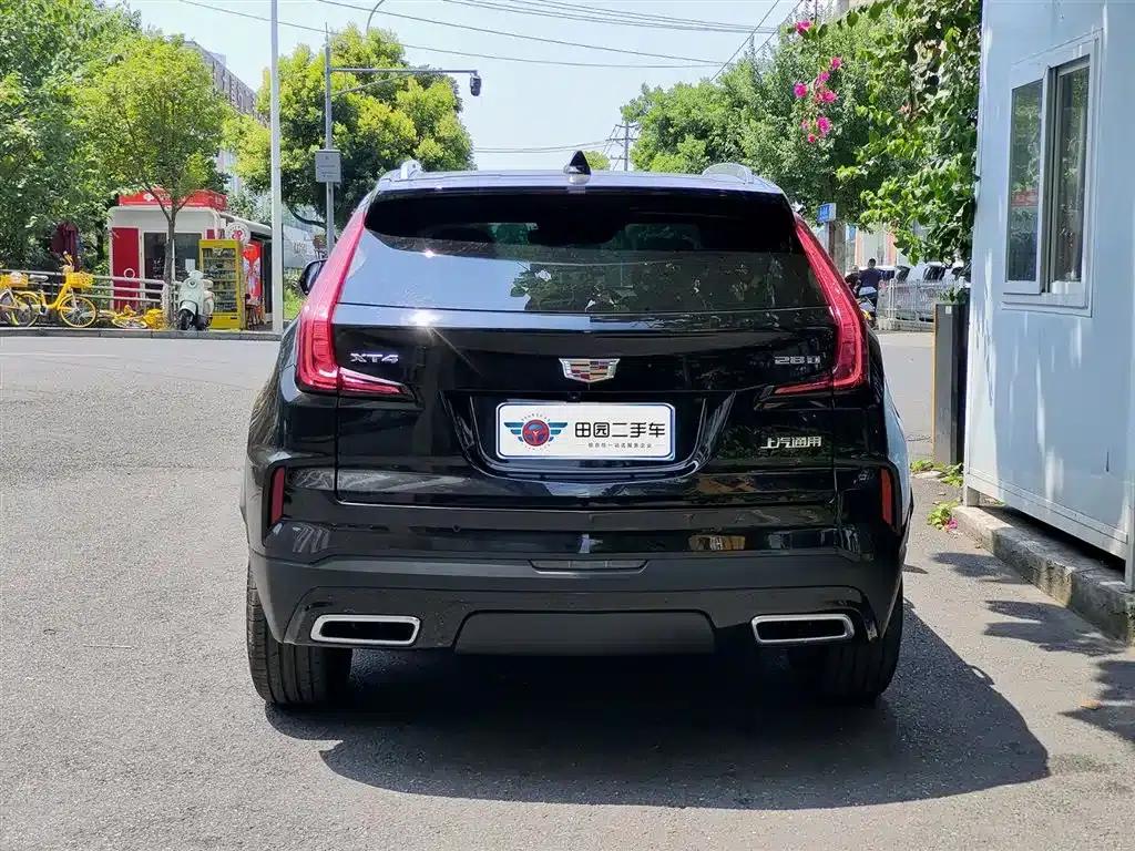 2024 Cadillac XT4 28T Two-Wheel Drive Luxury — миниатюра 5
