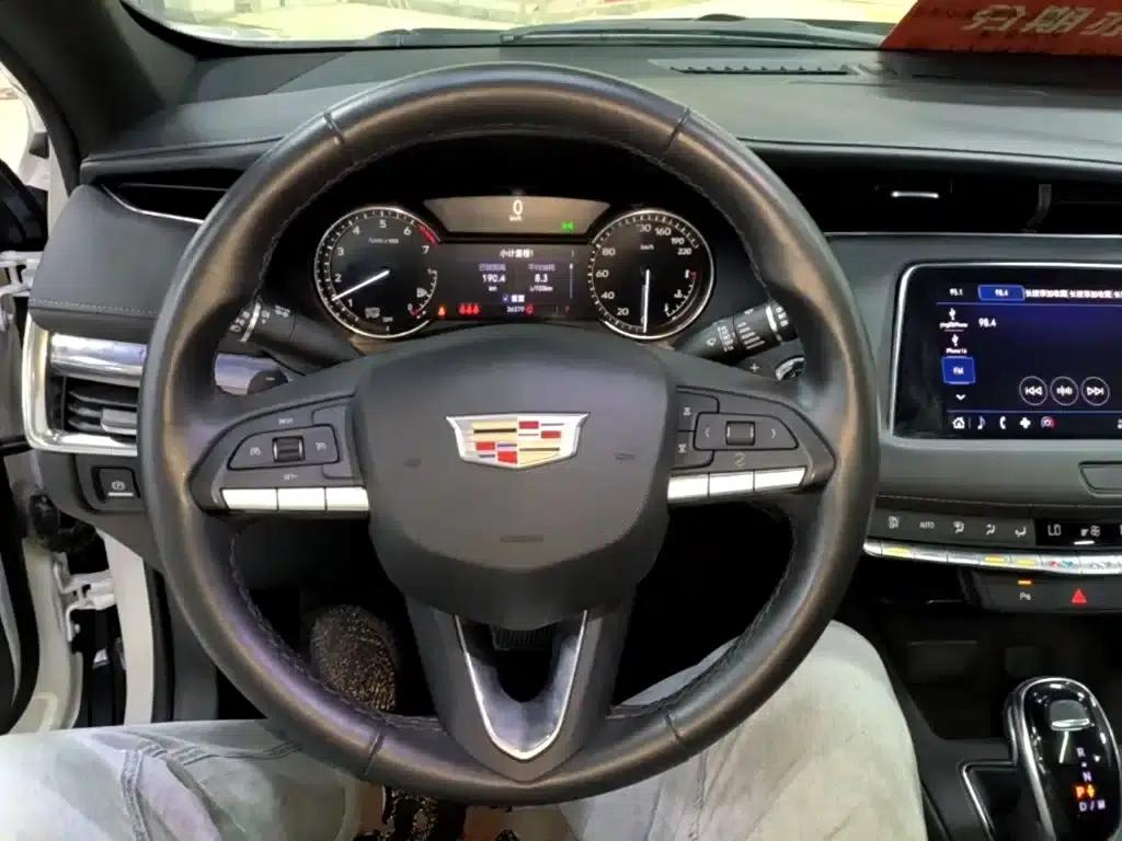 2020 Cadillac XT4 Facelift 28T Two-Wheel Drive Technical Edition — миниатюра 11