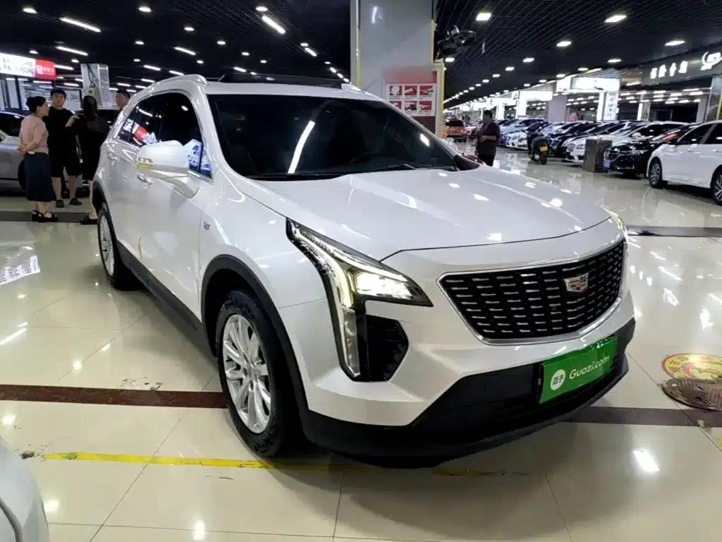 2020 Cadillac XT4 Facelift 28T Two-Wheel Drive Technical Edition — миниатюра 4