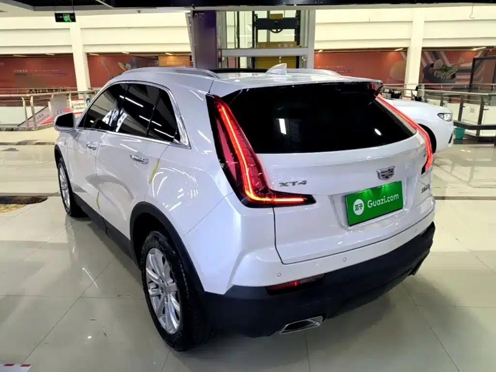 2020 Cadillac XT4 Facelift 28T Two-Wheel Drive Technical Edition — миниатюра 5