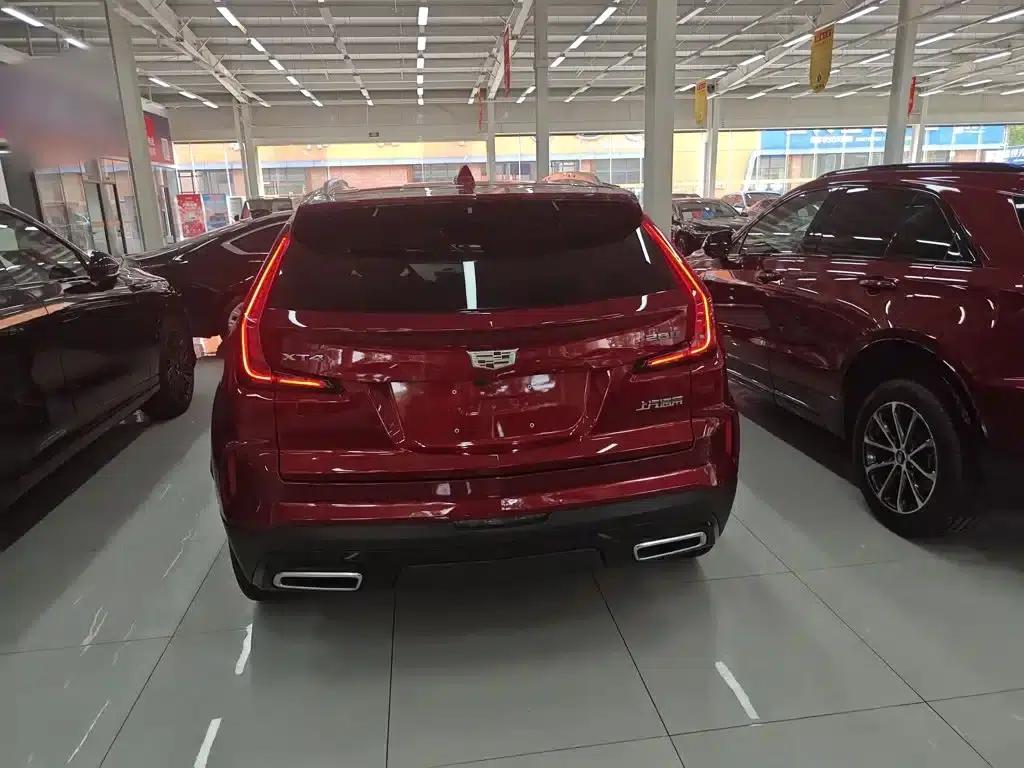 2024 Cadillac XT4 28T Two-Wheel Drive Luxury — миниатюра 7