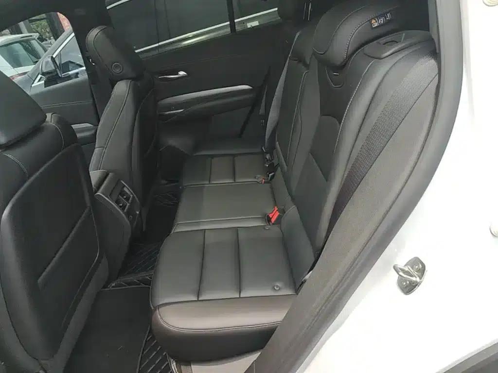 2024 Cadillac XT4 28T Two-Wheel Drive Luxury — миниатюра 17