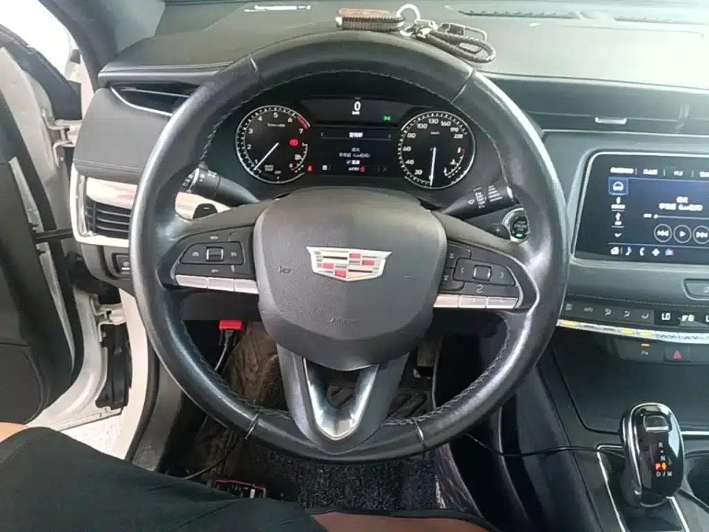 2020 Cadillac XT4 Facelift 28T Two-Wheel Drive Technical Edition — миниатюра 11
