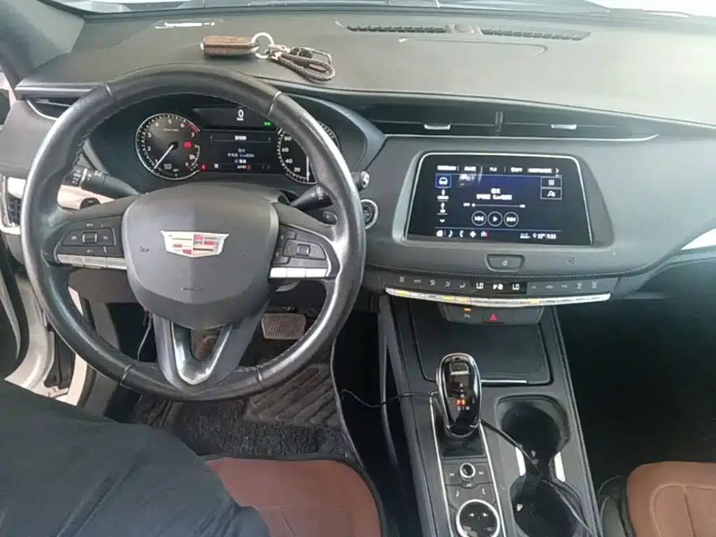 2020 Cadillac XT4 Facelift 28T Two-Wheel Drive Technical Edition — миниатюра 10
