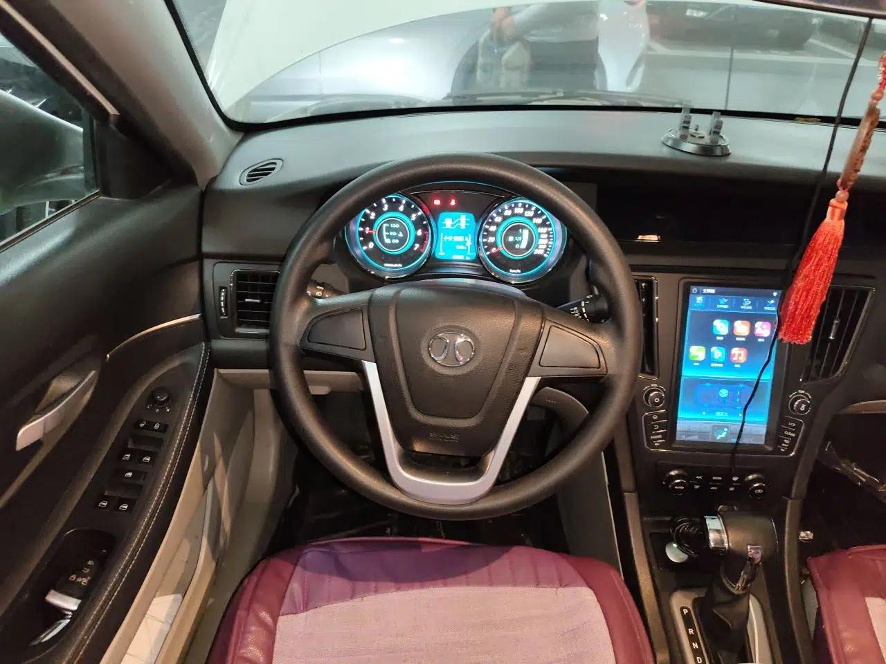 BAIC Senova D50 2014 1.5L CVT Standard Edition — миниатюра 14