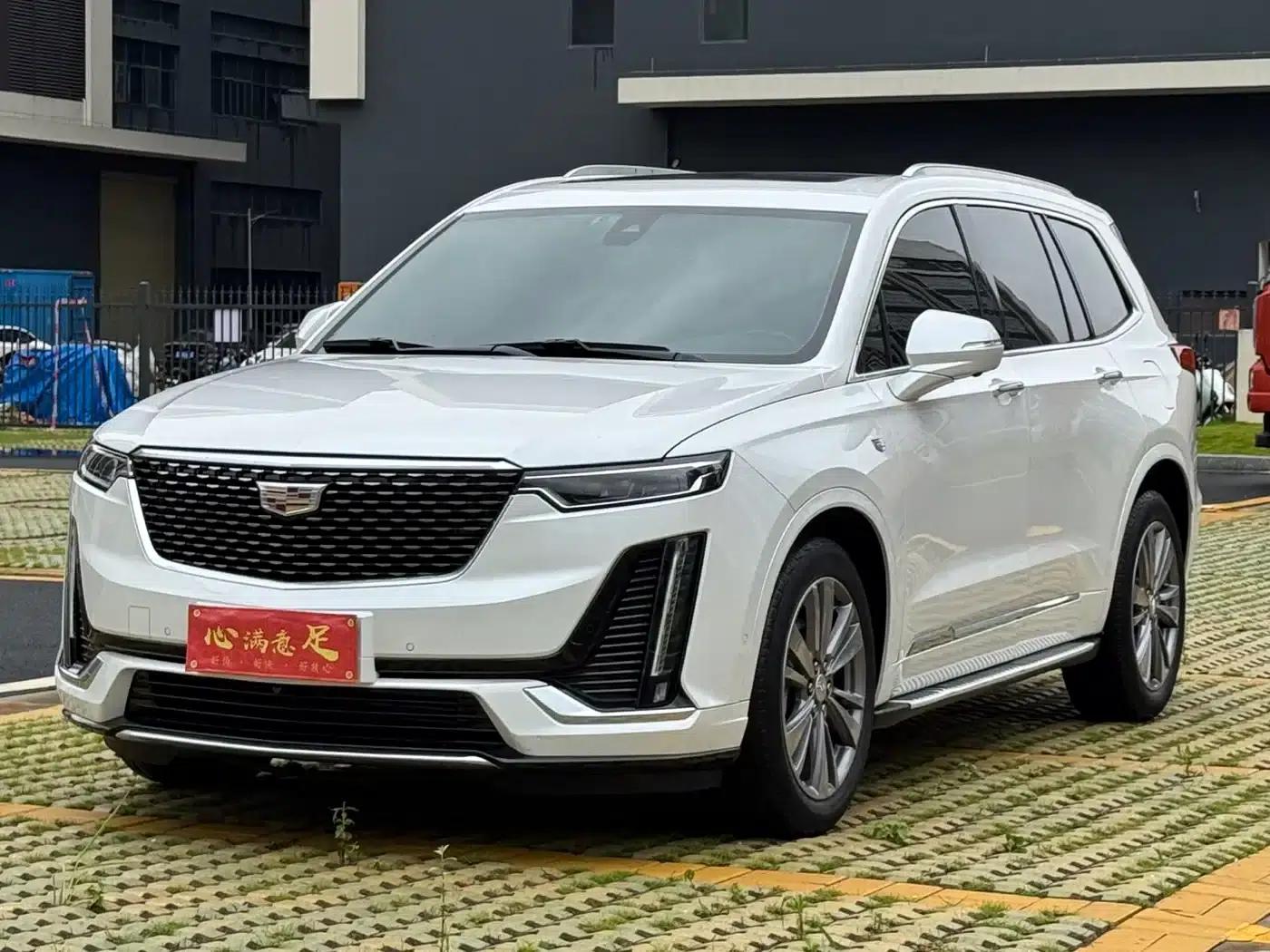 2020 Cadillac XT6 28T Six-Seat AWD Luxury — миниатюра 1